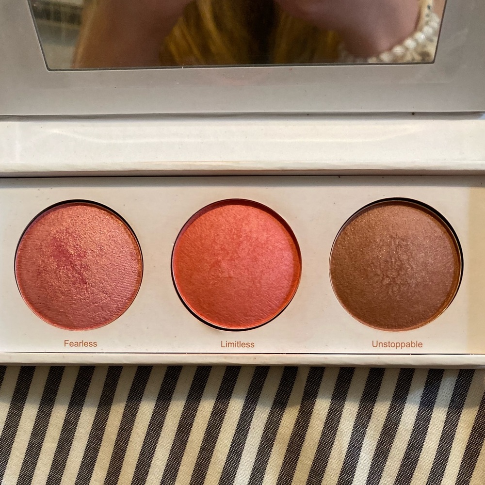 Realher be fearless, be limitless blush kit.